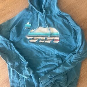 Cali beat women’s sweater